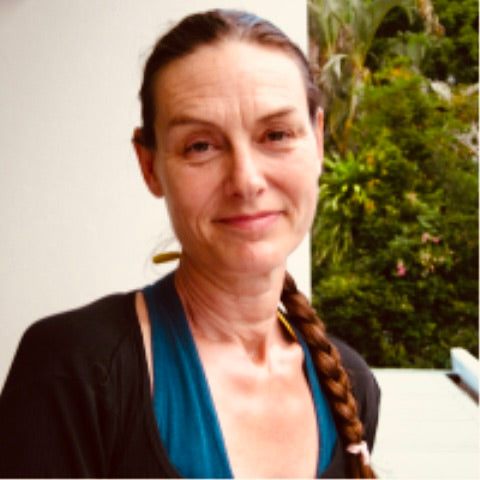 Contact Improvisation, Seeing and Hearing