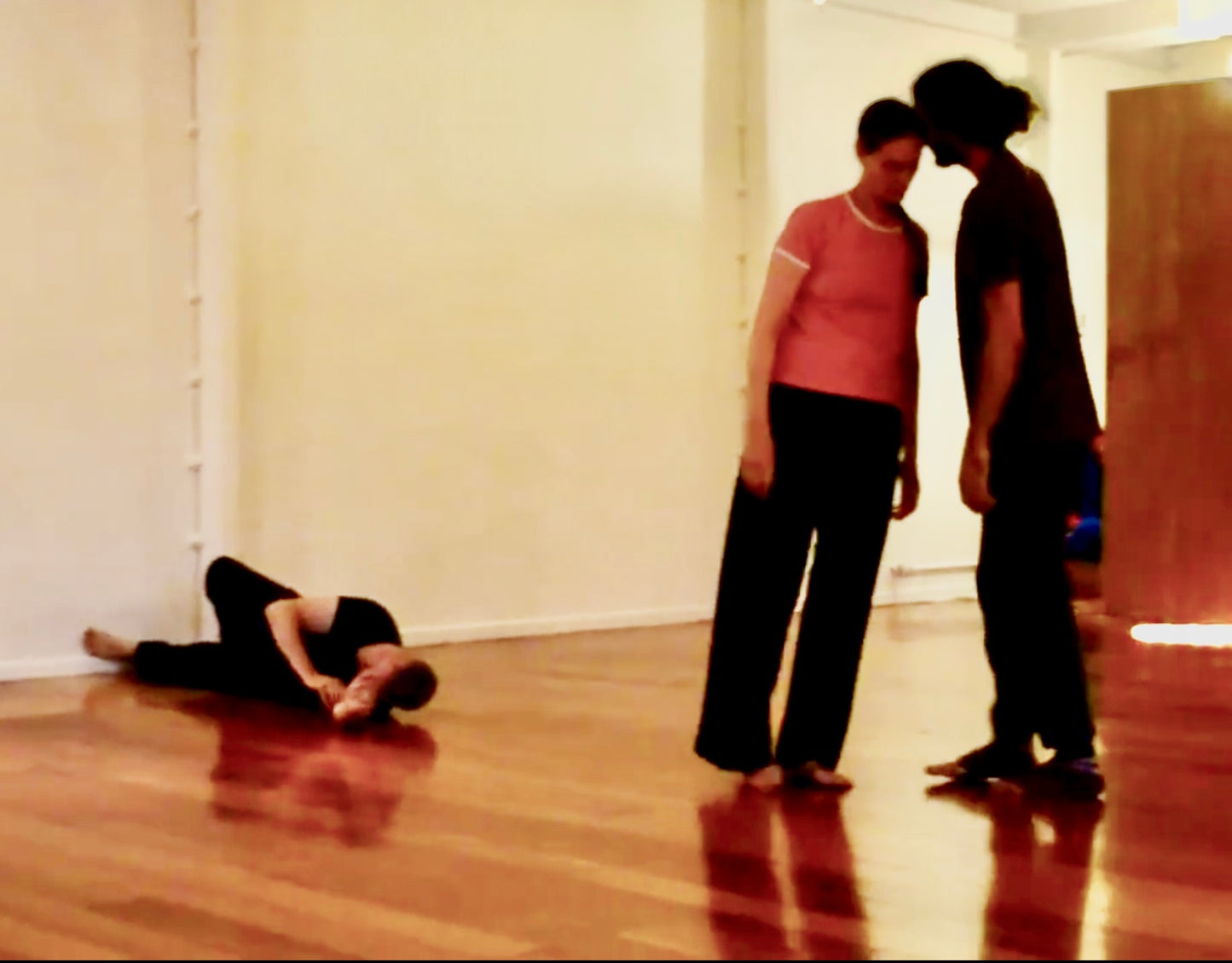 Avec Qui Est Ce Que Vous Dansez? Contact Improvisation et Vos Sens